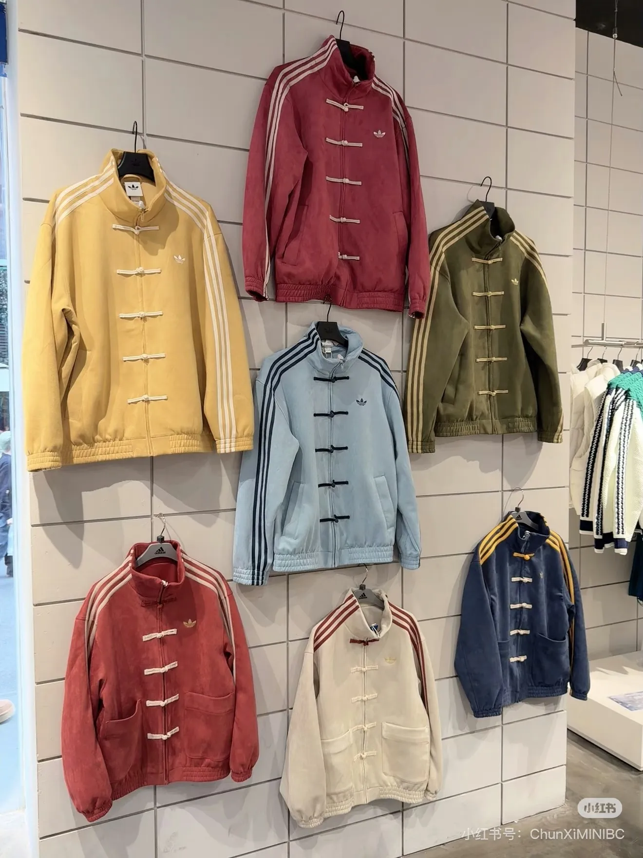 Adidas originals CTT 26 New Arrival Versatile Retro Same Style ， AD Same Style ， Same Style， ， ， CNY ！ ， ， ， Retro ， ！ 2026 ， ， ， ， ， ， ， ！ Same Style， ， logo ， ， ！ : Light Blue Blue Dark Gray Size: S-XL S 68 120 56 M 70 124 58 L 72 128 60 XL 74 132 62